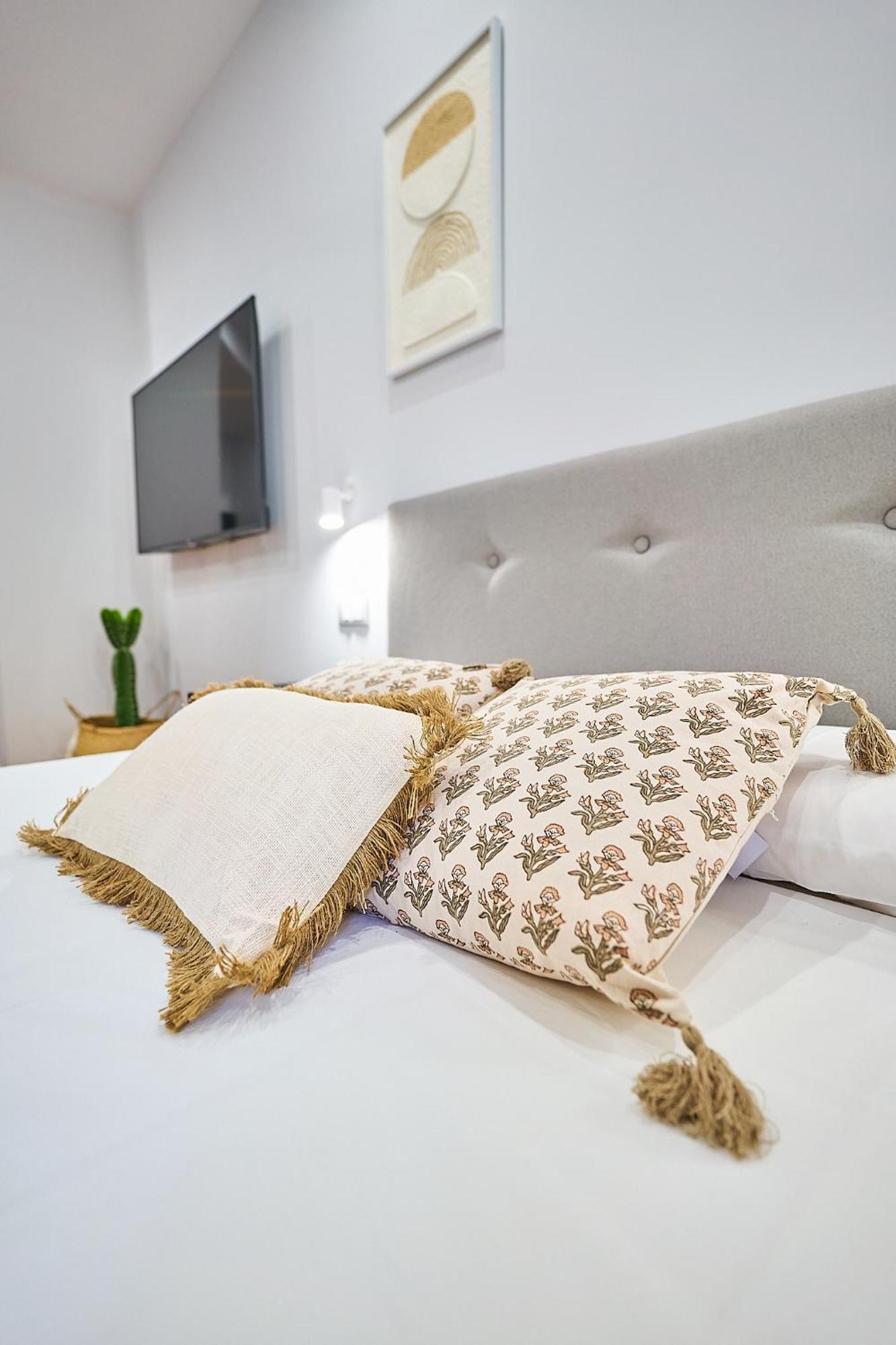 Apartamentos Esperanza By Gaiarooms Саламанка Екстериор снимка